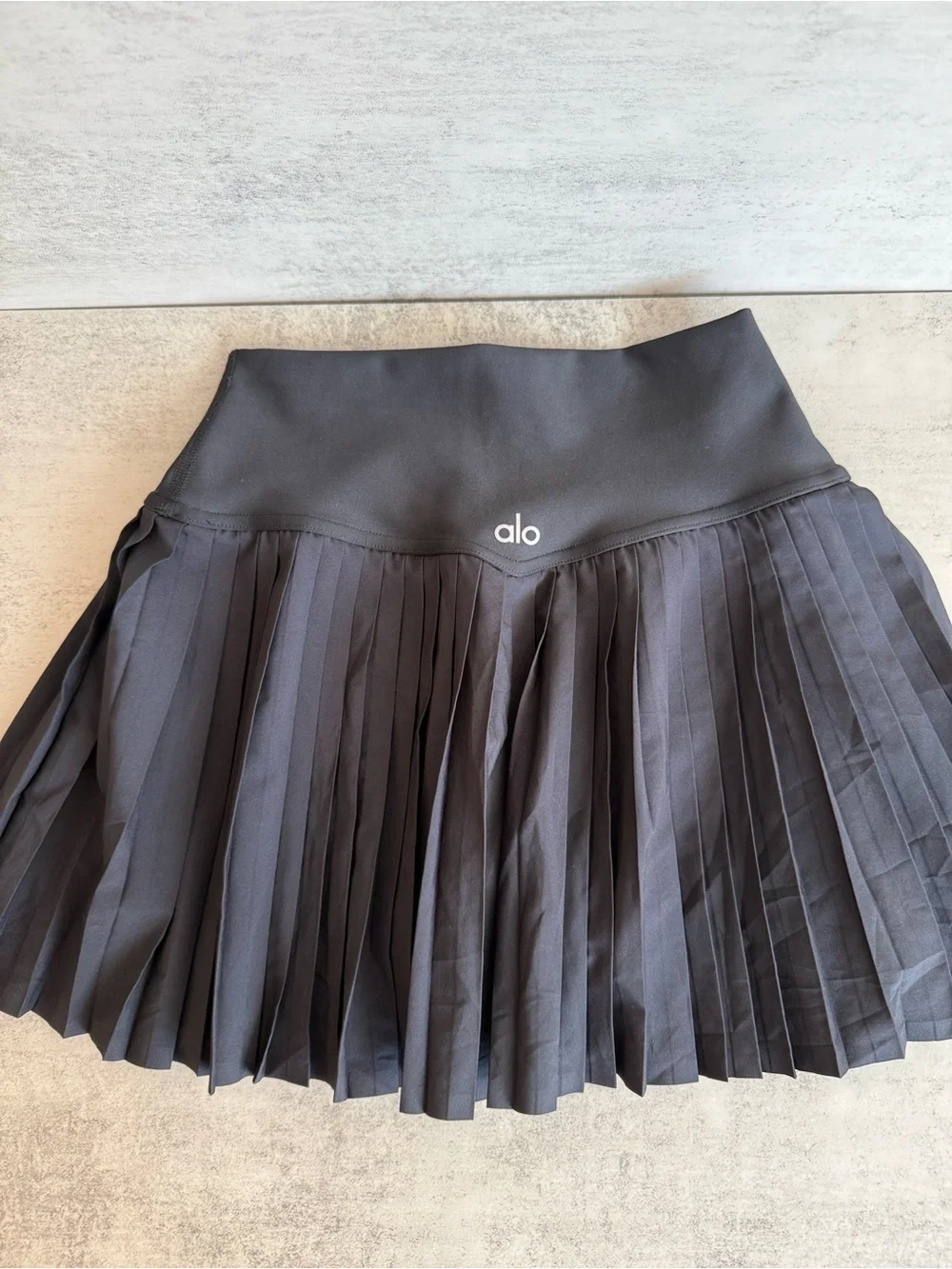 ALO Black Pleated Women's Skirt - Classic Tennis Style